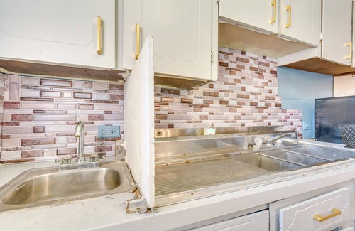 North Little Rock Apartment | 4 Mi to Dtwn Little Rock: Studio w/Porch