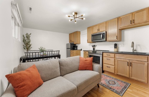 West Colorado Springs Apartment | 4 mi to Garden of Gods+Downtown+Old CO w Treehouse BSMT APT