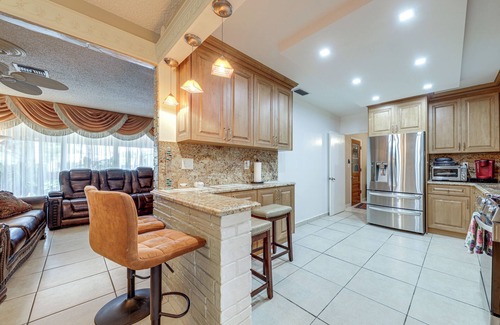 Miramar House | 4 Mi to Hard Rock Stadium: Miramar Home w/BBQ!