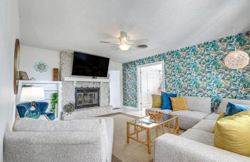 Jensen Beach House | 4 Mi to Jensen Beach Park Family Home with Pool!