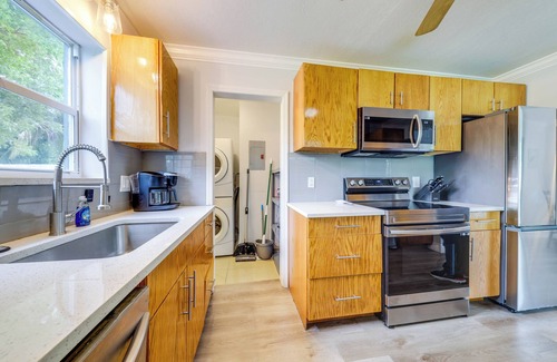 Pompano Beach House | 4 Mi to Ocean: Family Getaway in Pompano Beach!