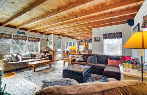 Waitsfield House | 4 Mi to Sugarbush Resort Waitsfield Retreat