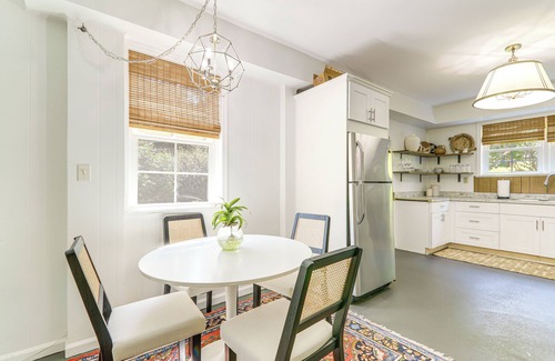 Athens Apartment | 4 Mi to UGA: Bright & Airy Athens Apartment!
