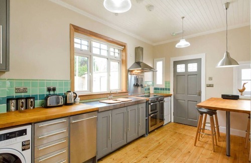 St. Andrews House | 4 Middleshade Road, 4 bedroom family home in St Andrews