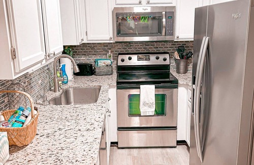 Inlet Beach Heights House | 4 Minute Walk to the Beach - Cozy Beach Bungalow