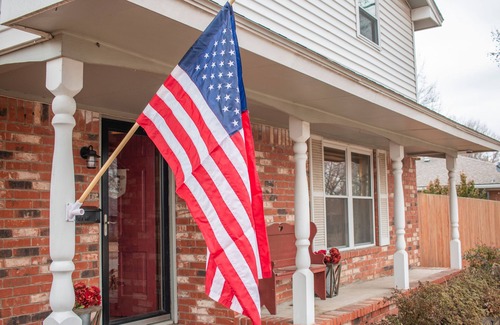 Pawhuska House | 4 minutes to PW MERC