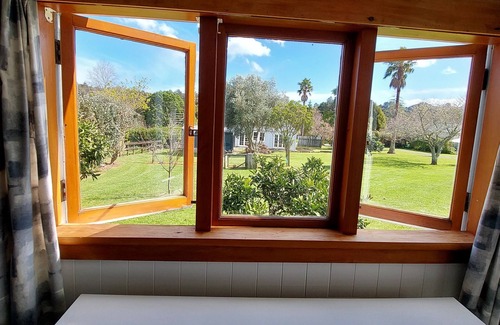 Coromandel Cottage | 4 Palms Cottage Coromandel Town