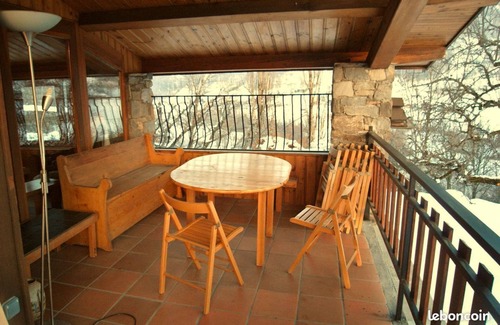 La Plagne-Tarentaise Apartment | 4-person apartment in beautiful mountain chalet
