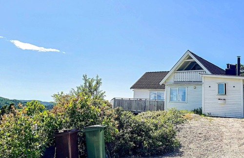 Uddevalla Municipality House | 4 person holiday home in Uddevalla-By Traum