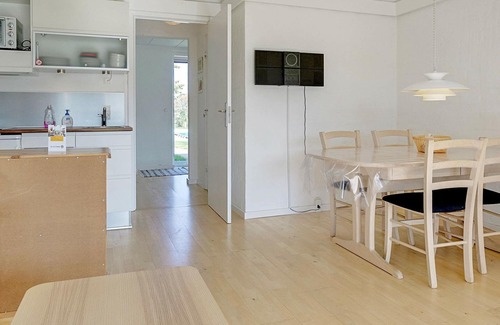 Akirkeby Apartment | 4 person holiday home in Aakirkeby