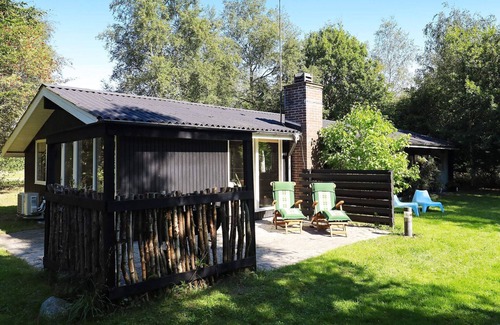 Lyngsa House | 4 person holiday home in Sæby