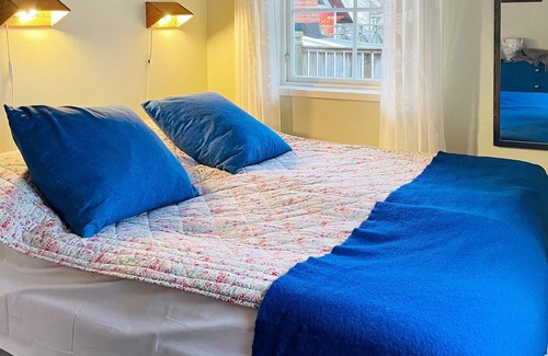 Orust O House | 4 person holiday home in HENÅN
