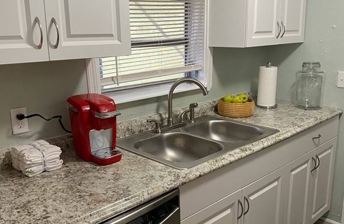 Lake Worth Corridor House | 4 room-1 bath house - fully furnished - fenced backyard - patio BBQ Firepit