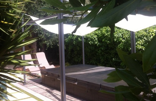 Le Ray Apartment | 4-room apartment in Nice house with terrace and private garden
