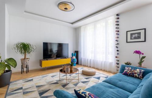 Bois-Colombes Apartment | 4-room apartment Place de la Mairie - City Center