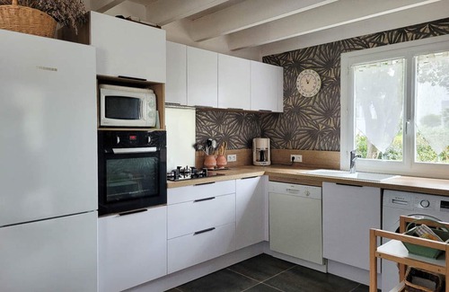 La Palmyre House | 4-room house on two floors - Near the sea - Patio, BBQ - Parking