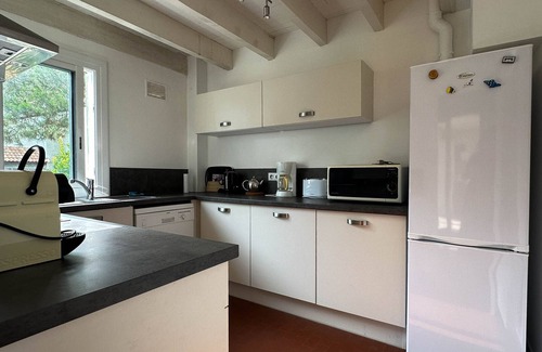 La Palmyre House | 4-Room Villa, 3 Bedrooms, Pets Allowed, Parking, WiFi, Near Sea