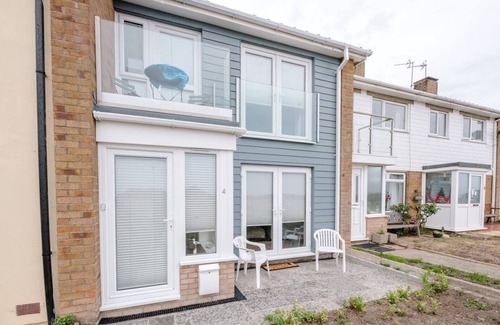 Pakefield House | 4 Sea View Walk, Pakefield