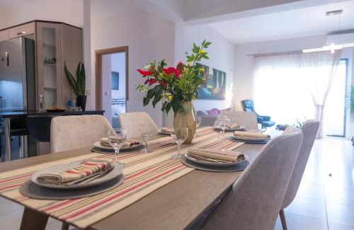 Tymbaki Apartment | 4 Seasons Ideal House