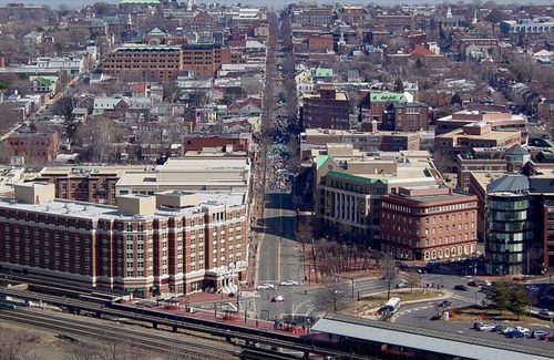 Alexandria West House | 4 Spacious Units, Pool, Restaurant and Bar, Near Old Town Alexandria