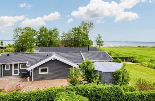 Grønninghoved Strand House | 4 star holiday home in Sjølund-By Traum
