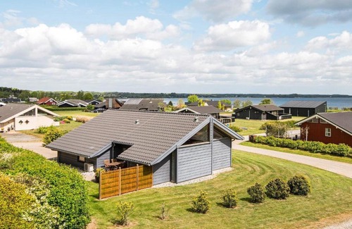 Grønninghoved Strand House | 4 star holiday home in Sj lund