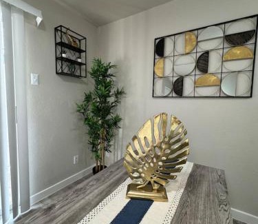 Park Central Apartment | 4 STATE FAIR l DT Dallas l FIFA READY l Staycation 1Bd1Ba