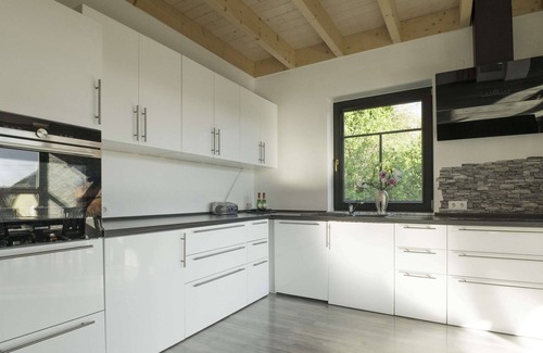 Oberneisen House | 4 Sterne Ferienwohnung Rabenlay