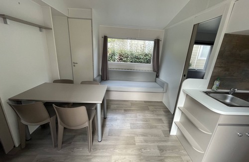Les Mathes House | 4 to 6 person mobile home in a 4-star campsite