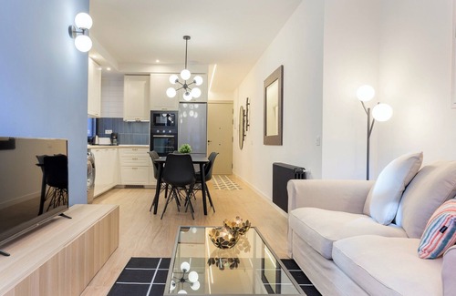 Bellas Vistas Apartment | 4 ways XIII apartment in Madrid