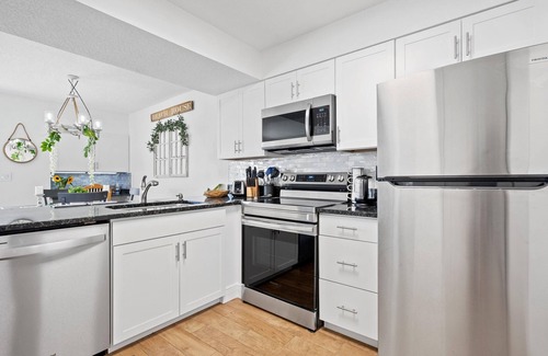 Jupiter Condo | 40% OFF APRIL Jupiter Beach Getaway 2