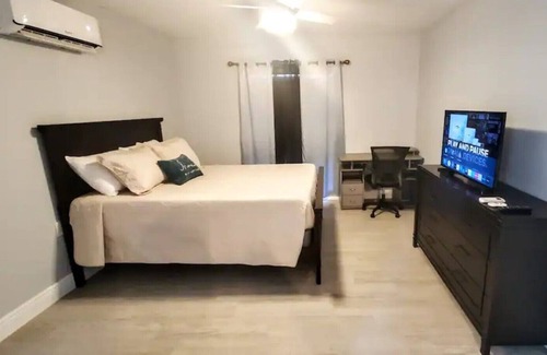 Citrus Park Apartment | #40 The Monterrey in-law suite