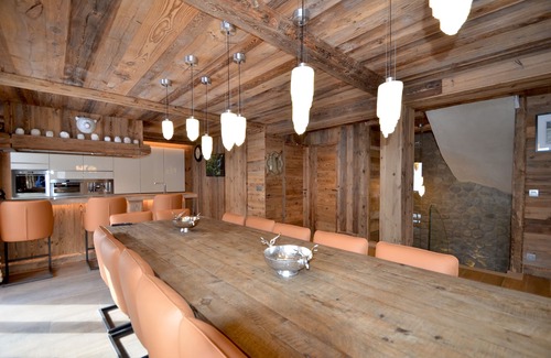 Praz-sur-Arly Apartment | 400 m slopes at the gates of Megeve Sauna SPA apartment 200m2 in cosy chalet