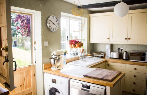 Bude Cottage | 400 year old quirky Cornish cottage, in Bude, Poughill.