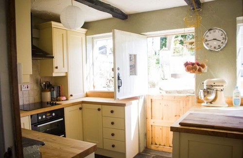 Bude Cottage | 400 year old quirky Cornish cottage, in Bude, Poughill.