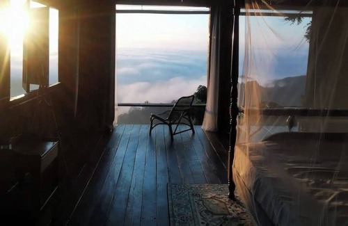 Mae Chan Hotel | 4000 Dao-A Hilltop Hideaway Experience