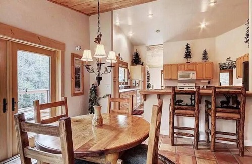 Valley of the Sun House | 4000sqft Lux W Indoor Sauna & Gameroom!