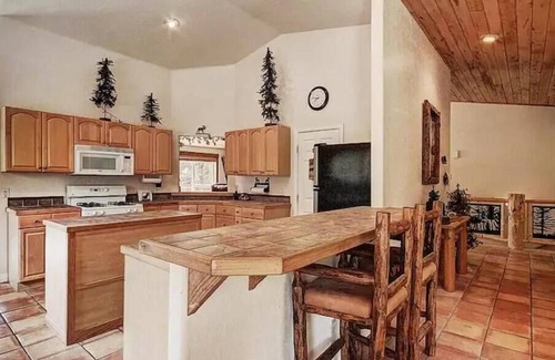 Valley of the Sun House | 4000sqft Lux W Indoor Sauna & Gameroom!