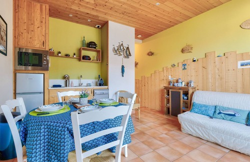Saint-Jean-de-Monts Apartment | 400m from the beach, flat with pool
