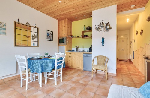 Saint-Jean-de-Monts Apartment | 400m from the beach, flat with pool