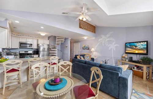 Diamond Beach Apartment | 401 E Raleigh Ave, Unit B