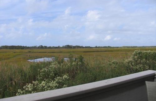 Cape May Apartment | 402 St, James Place