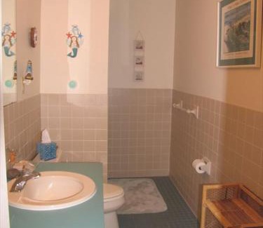 Cape May Apartment | 402 St, James Place