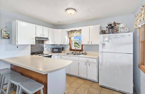 Kitty Hawk House | 4072 Jo's Bungalow * 3 Min to Beach