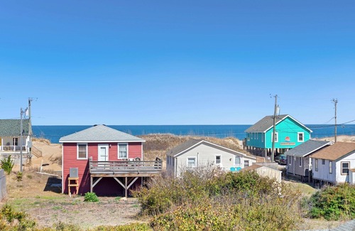 Kitty Hawk House | 4072 Jo's Bungalow * 3 Min to Beach