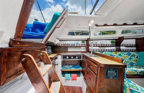 St. Augustine Boat Rental | 41 m² Houseboat ∙ 1 bedroom ∙ 2 guests
