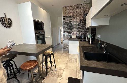 Beaune Apartment | 41 Maufoux By Bruno Colin