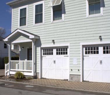Northeast Virginia Beach House | 410B The King Neptune House