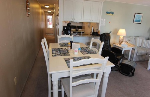 Sea Isle City Condo | 4114 Central Avenue Unit 208