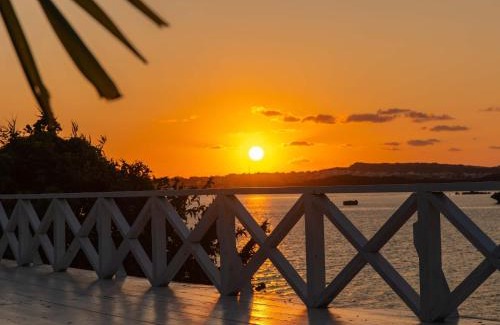 Uruma Hotel | 413 Hamahiga Hotel＆Cafe